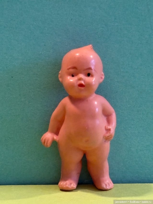 Целлулоидный пупсик кьюпи Minerva, высота 5 см (фото 2)
