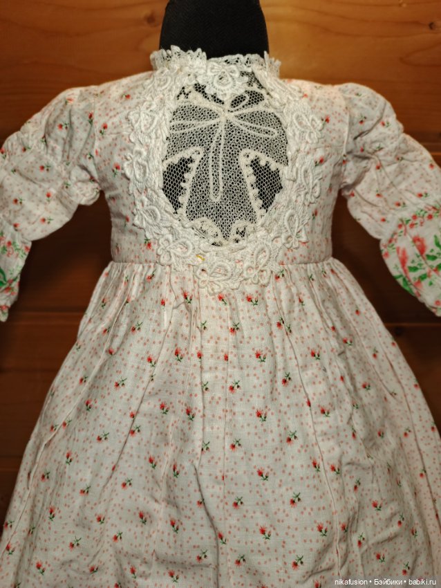 Большое платье для антикварной или винтажной куклы (фото 4)
