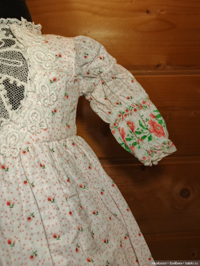 Большое платье для антикварной или винтажной куклы (фото 5)