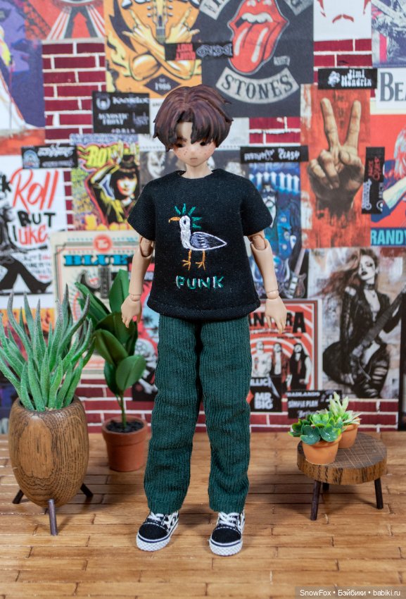 Вельветовые брюки для сицилийских псов (фото 2)