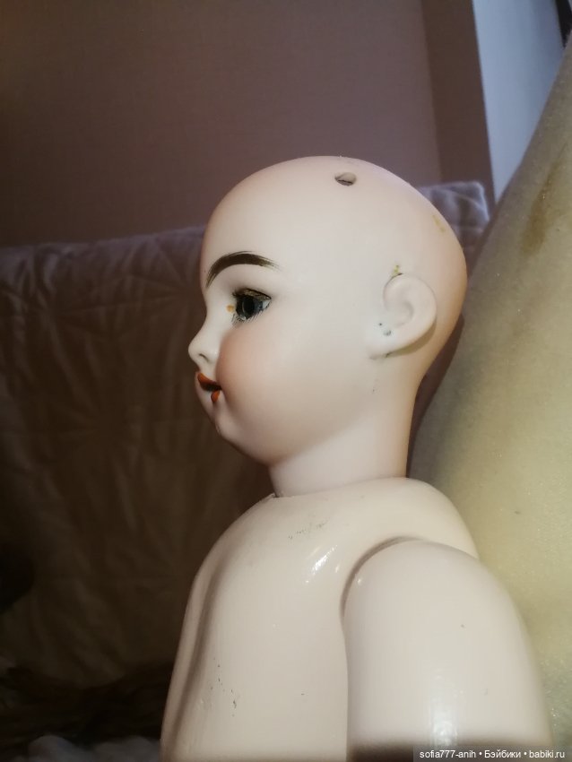 Маленькая ранняя наипрелестнейшая девочка фабрики Simon Halbig молд 1039