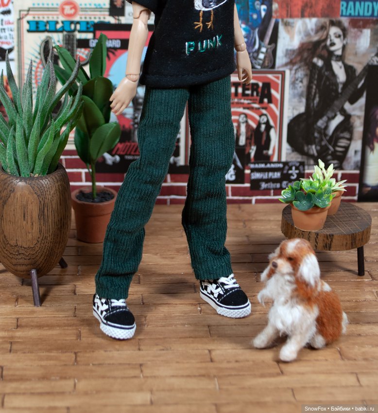 Вельветовые брюки для сицилийских псов (фото 4)