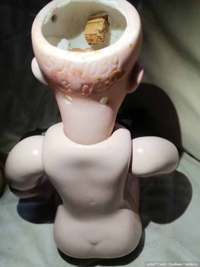 Маленькая ранняя наипрелестнейшая девочка фабрики Simon Halbig молд 1039