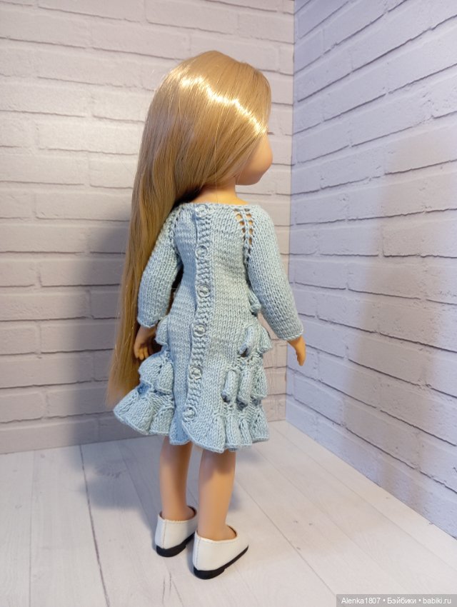Вязаное платье для кукол Паола Рейна (фото 2)