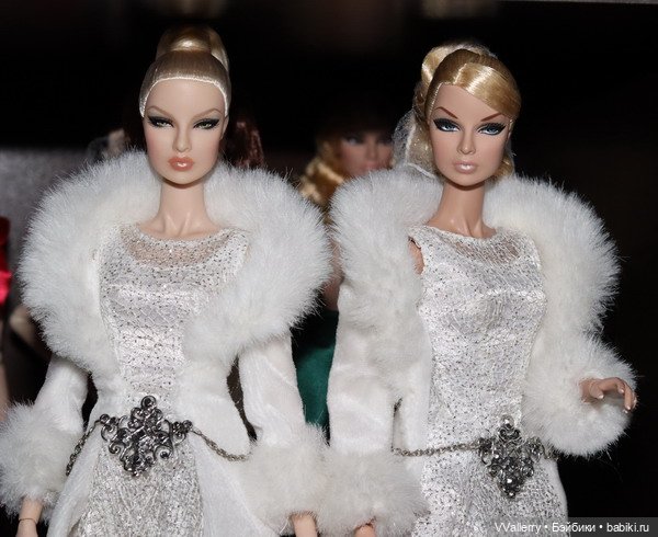 Платье 2003 Holiday Visions Barbie (фото 5)