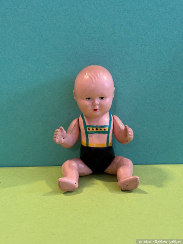 Редкий целлулоидный пупсик Wolff, высота 8,5 см