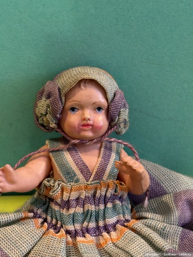 Целлулоидный пупсик Cellba с рельефными волосами, высота 9 см (фото 2)