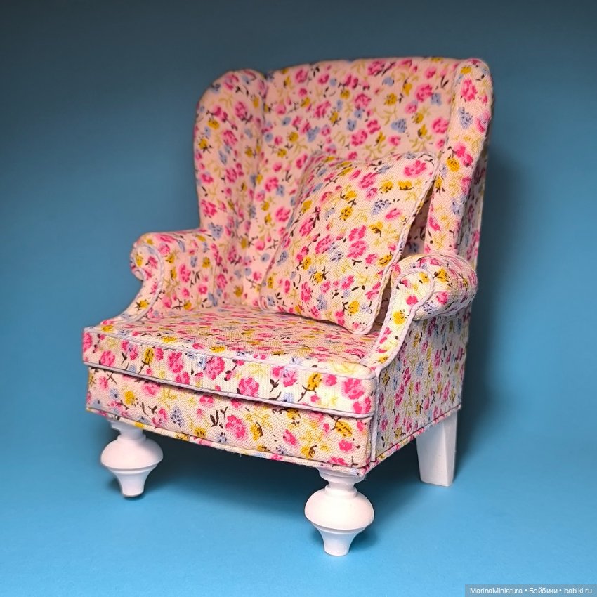 Кукольное кресло масштаб 1:6