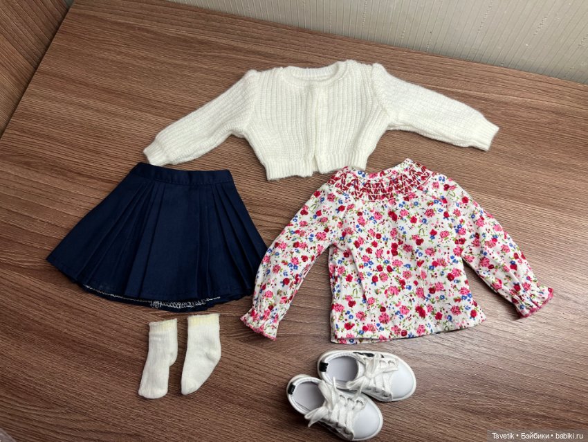 Аутфит Софии Руби Ред — Одежда для кукол (фото 2)