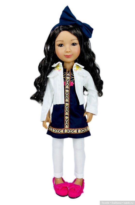 Аутфит от Кайлы из добавочной коллекции 2021