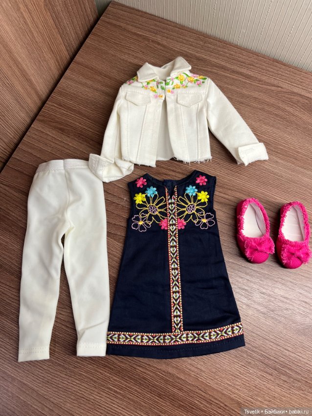 Аутфит от Кайлы из добавочной коллекции 2021 (фото 3)