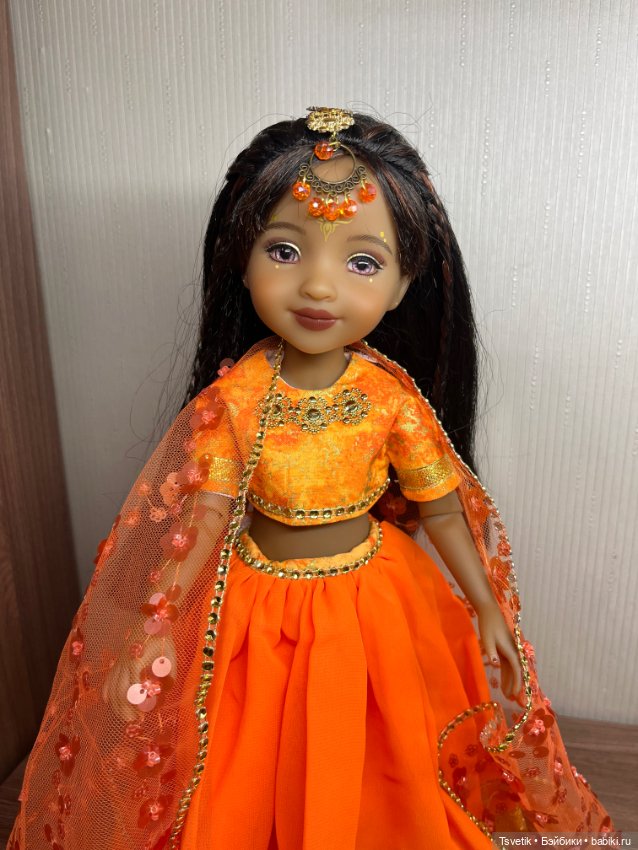 Аутфит восточной/индийской для куклы Руби Ред (фото 2)