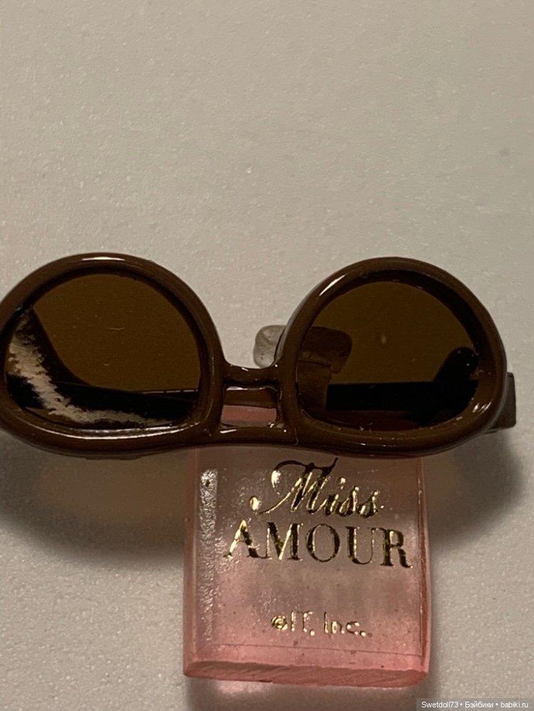 Лот фирменных украшений IT для кукол 1/6 (фото 2)