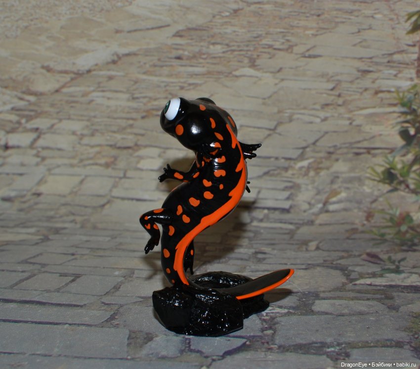 Kunming Lake Newt из серии "Рептилии" №9