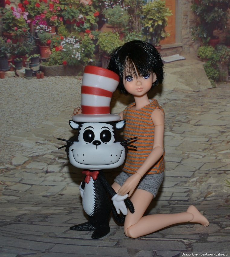 POP! -Books Series: "Dr. Seuss" Cat in the Hat