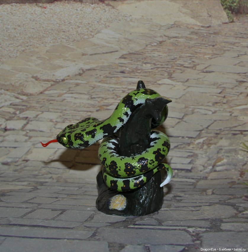 Змея Mangshan Pit Viper из серии "Рептилии" №2