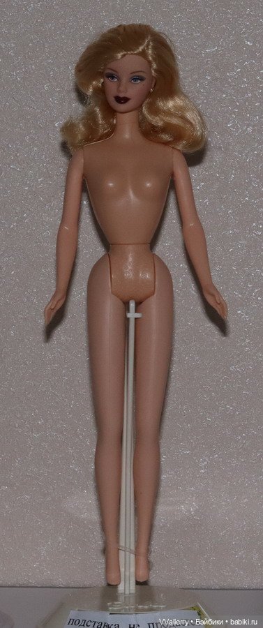 2001 Hollywood Cast Party Barbie Doll Movie Star