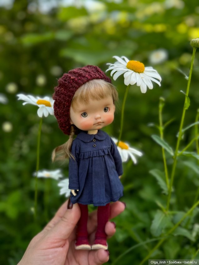 Милая девочка монст (monst) в поисках дома (фото 3)