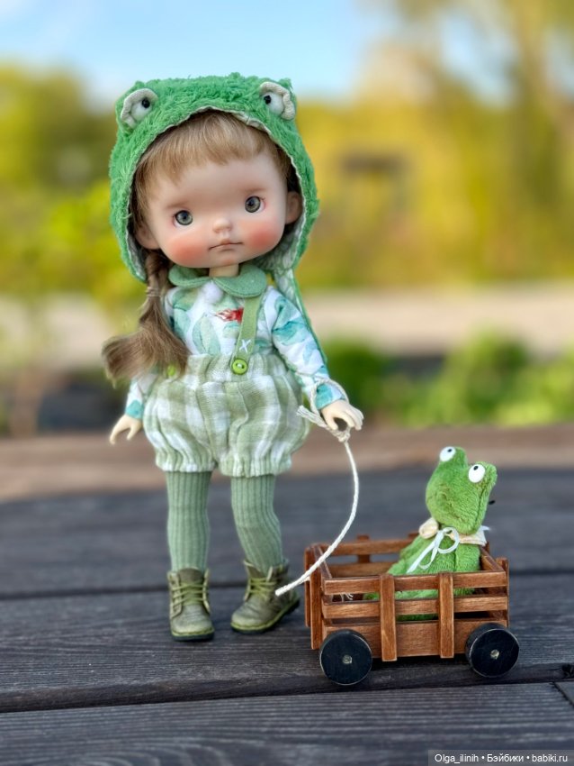 Милая девочка монст (monst) в поисках дома (фото 4)