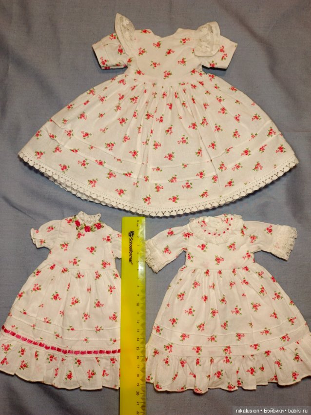 Платья на сестричек, антикварные или винтажные куклы (фото 8)