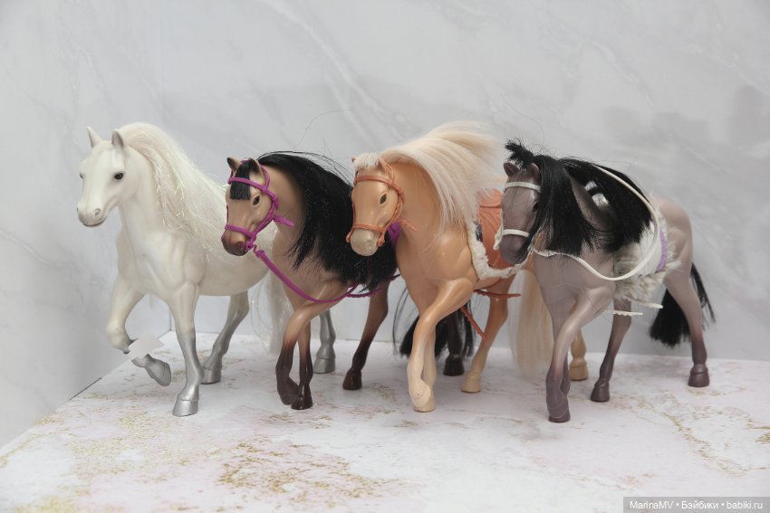 Дошади (конь, лошадь) Lory by Battat