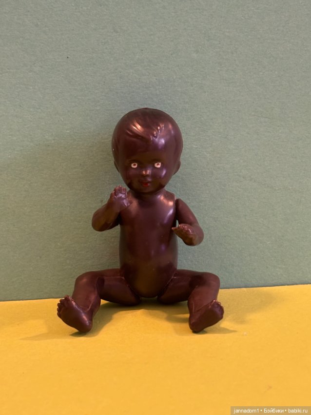 Немецкий пупсик негрик ES Emil Schwenk, высота 8 см