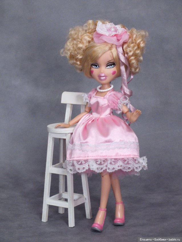 Платье и шляпка для кукол Братц (Bratz) (фото 4)