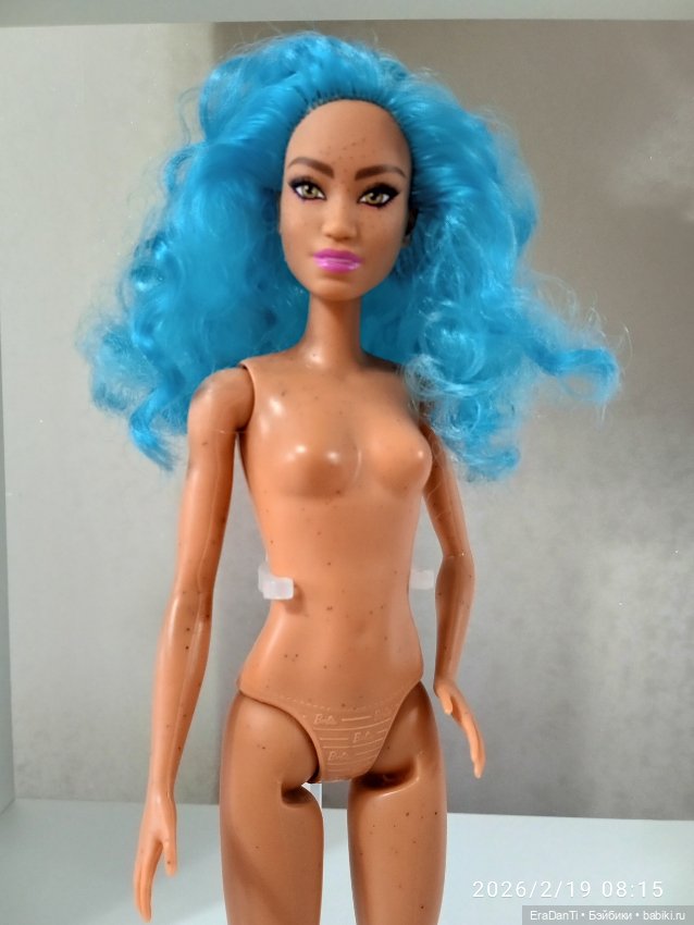 Гибрид из головы Barbie Extra #4 Zippered Bomber Jacket Doll на теле Fashionistas #108 (фото 5)