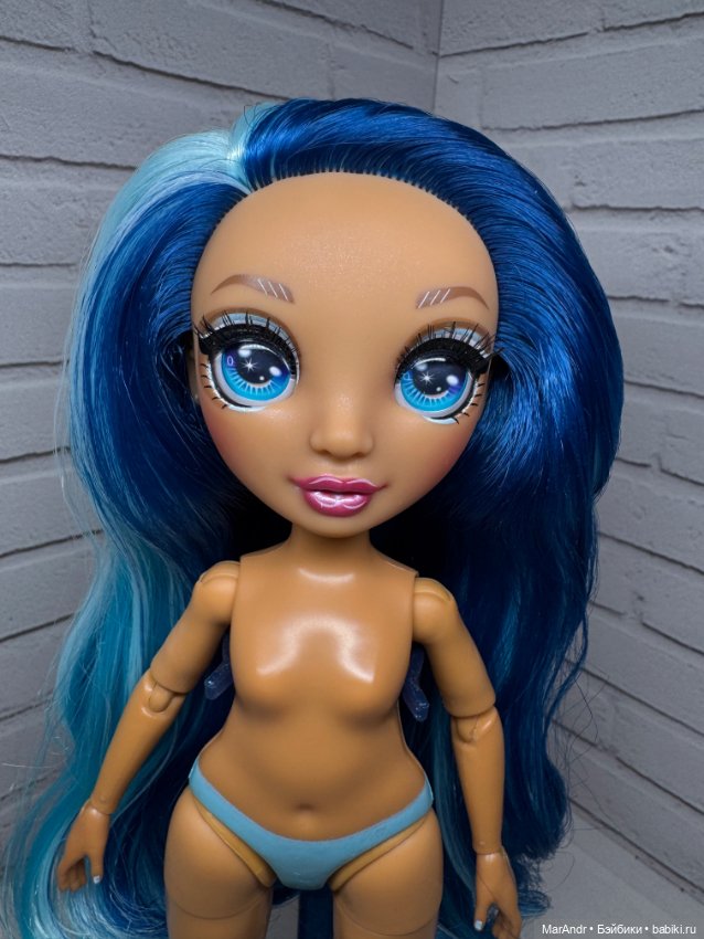 Кукла Rainbow High Скайлер (фото 4)
