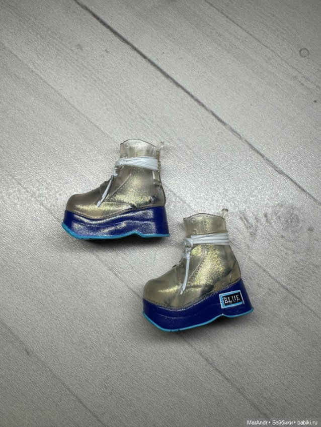 Кукла Rainbow High Скайлер (фото 8)