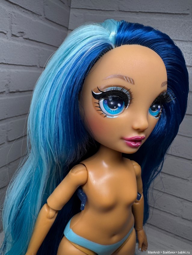 Кукла Rainbow High Скайлер (фото 5)