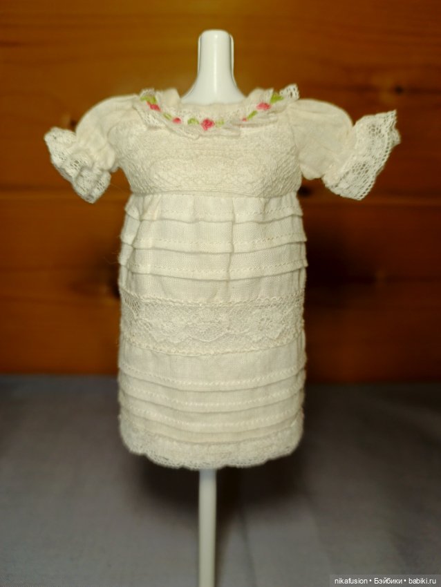 Платье для антикварной или винтажной куклы, рост 16-18 см