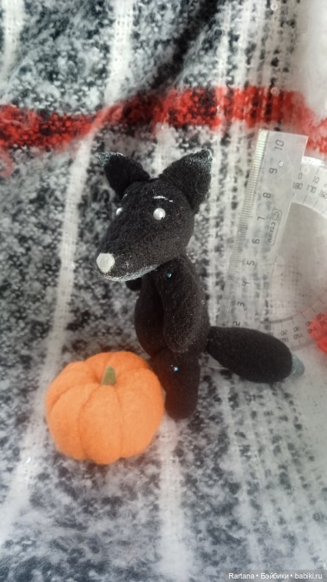 Черный лис — Авторские игрушки (фото 2)