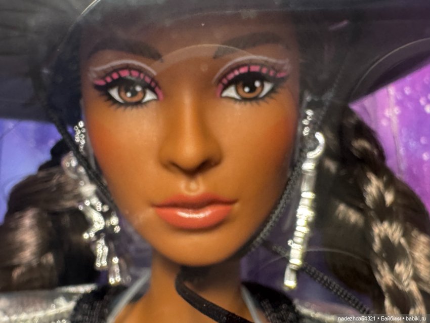 Барби Модный рубеж 2 серия (фото 8)