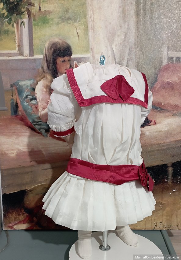 Шёлковое платье для вашей красивой антикварной куклы (фото 2)