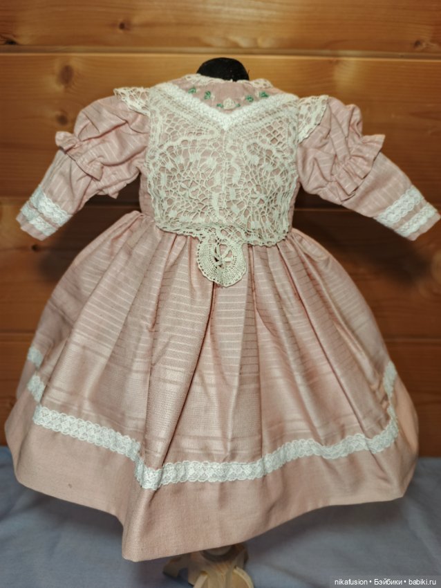 Платье на антикварную или винтажную куклу рост 45-48 см