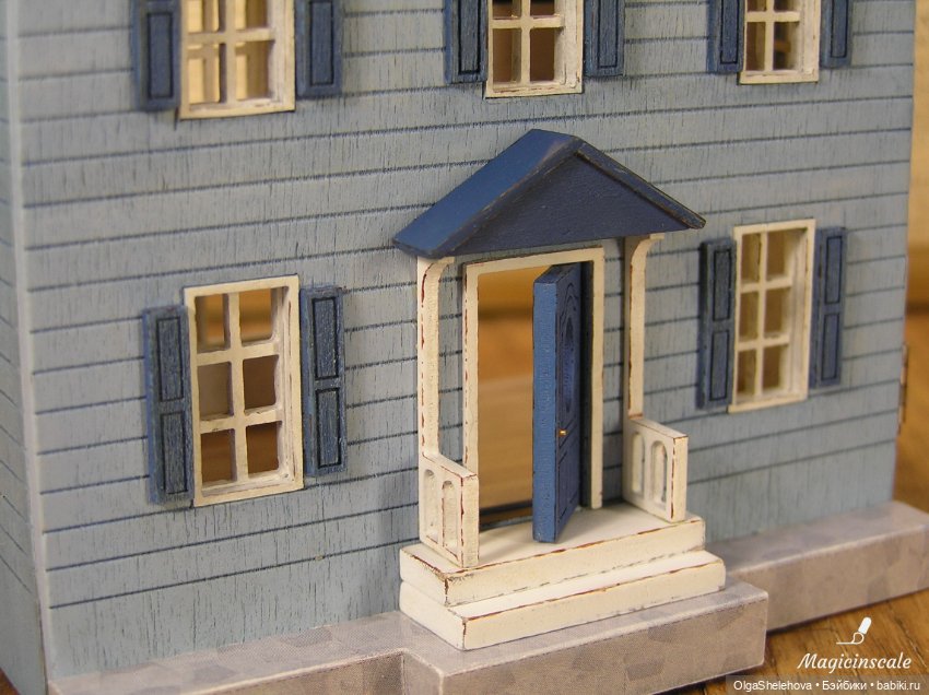 Потрясающий кукольный домик с подсветкой в масштабе 1:90 (фото 4)