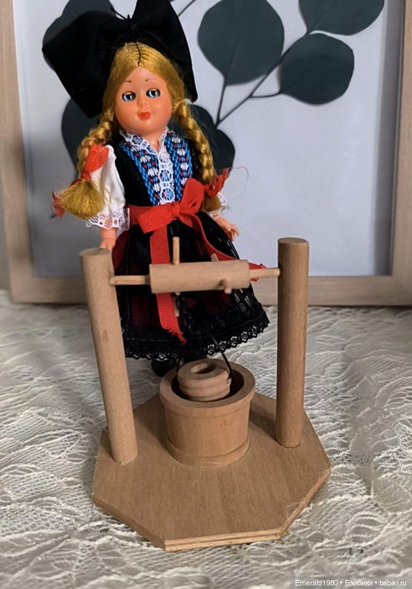 Колодец с ведром — Кукольная мебель