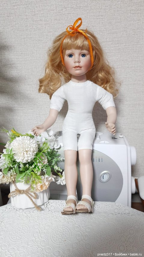 Красивая ,немецкая, фарфоровая кукла 90-х годов ,неизвестного мастера