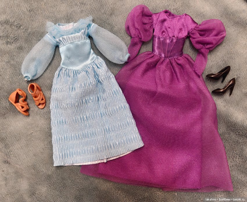 Платья Ариэль и Ванессы — Одежда для кукол