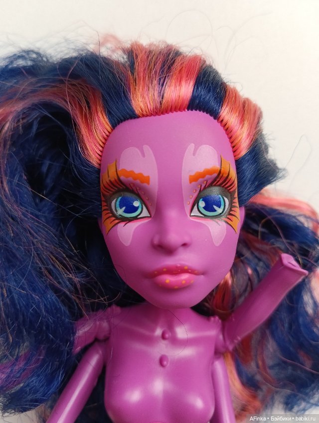 Продам кукол Монстер Хай: Джексон Джекил, Торалей Страйп, Вандала Дублонс, Кала Мерри (фото 8)
