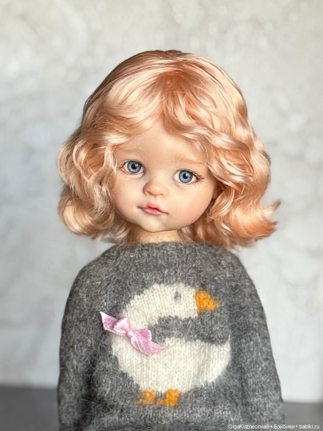 Парик для Паолы и кукол с подобным обхватом