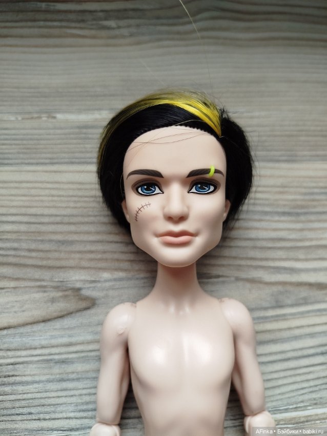 Продам кукол Монстер Хай: Джексон Джекил, Торалей Страйп, Вандала Дублонс, Кала Мерри (фото 6)