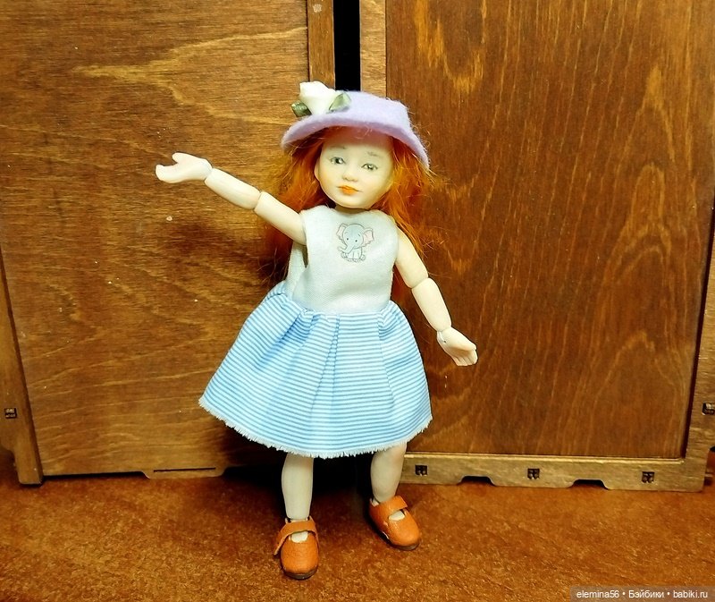 Маленькая шарнирная куколка Агния (фото 5)