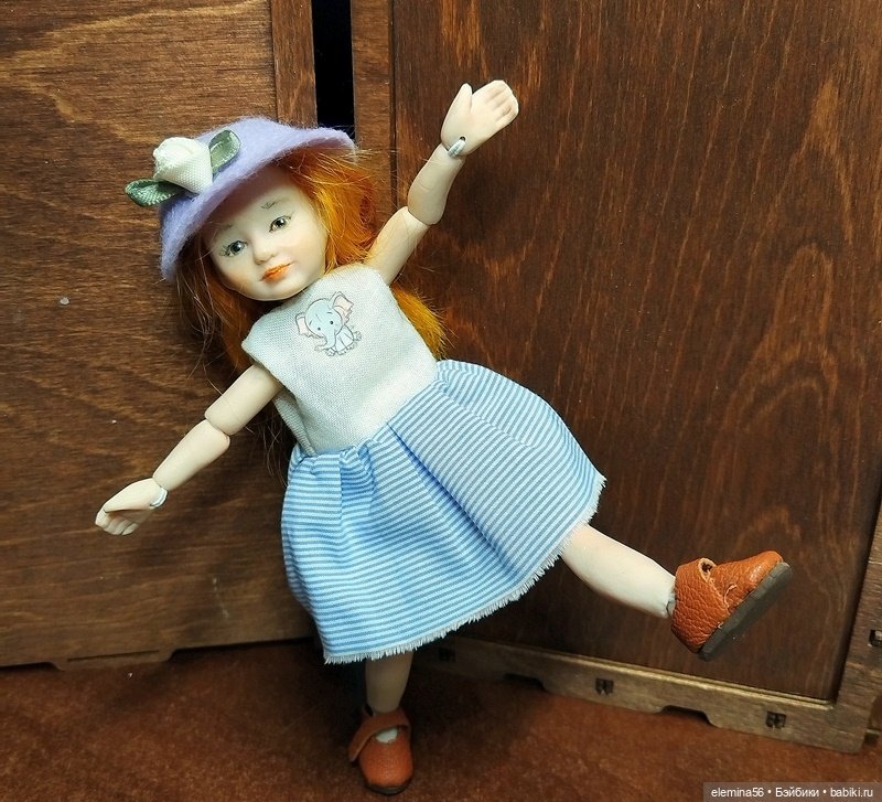 Маленькая шарнирная куколка Агния (фото 4)