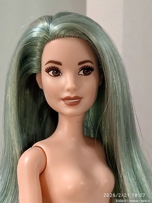 Две редкие Джойс на телах подростков (фото 6)