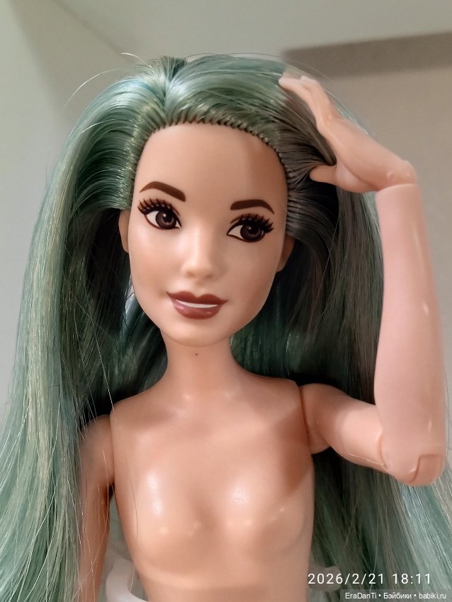 Две редкие Джойс на телах подростков (фото 8)