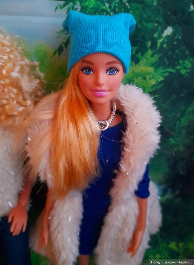 Лот кукол, одежды и обуви (фото 4)