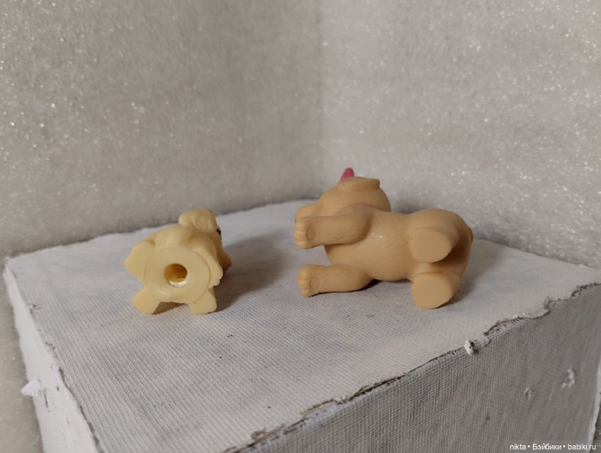 Коллекционная виниловая фигурка Barbie Pet Dog (фото 4)