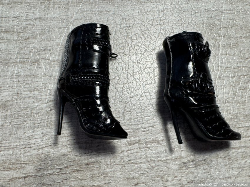 Украшения и обувь Full Speed Erin S. Integrity Toys (фото 2)